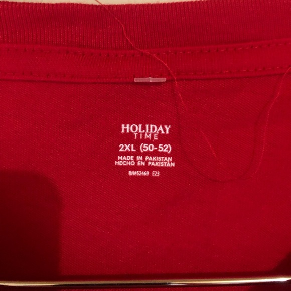 ➿ Holiday Time Tee - Picture 2 of 3